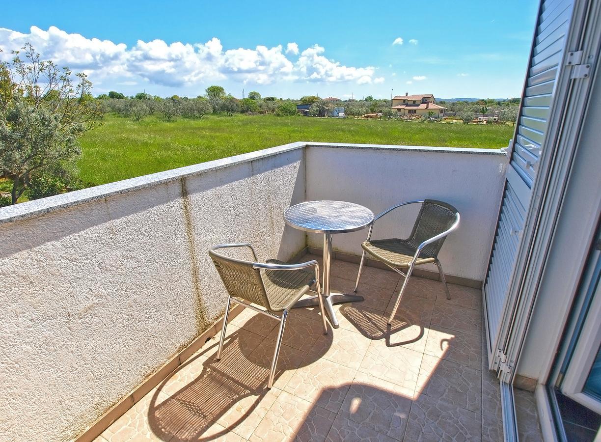 Apartments Ivo 1328 Fažana Kültér fotó